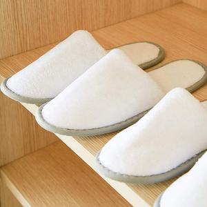 Otel tek kullanımlık kişiselleştirilmiş <span class=keywords><strong>SPA</strong></span> misafirler kız çocuklar için toplu mercan polar terlik yakın ayak terlik - Product Image 3