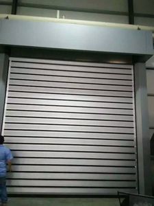 Hợp kim nhôm xoắn ốc Turbo tốc độ cao cử<span class=keywords><strong>a</strong></span> nhà để xe nhanh cử<span class=keywords><strong>a</strong></span> nhôm cách nhiệt Bảng điều khiển cử<span class=keywords><strong>a</strong></span> trập - Product Image 3