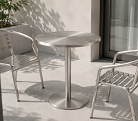 Table en acier inoxydable de style industriel pour café, salon