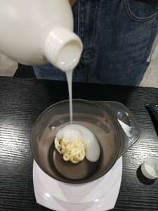 Nhà Sản Xuất Bán Buôn Thuốc Nhuộm Tóc 30 Peroxide Hydrogen Công Thức Hóa Học Amoniac Miễn Phí Oxy Hóa Kem Với Bột Tẩy Trắng - Product Image 3