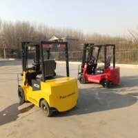 Montacargas Eléctrico Jichuan de Cuatro Ruedas con Tracción Total, Desplazador Lateral Eléctrico, Mástil de Una Etapa, CPD30 2000KG, CPD25 2500KG, 3M, 4M, 5M, 5.5M