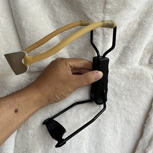 遊びと練習の狩猟のための手首サポートと輪ゴムを備えた屋外スリングショットカタパルトツール - Product Image 5