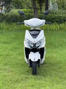 Scooter Électrique d'Occasion Radiwin de Type Trottinette Urbaine Chinoise à <span class=keywords><strong>Prix</strong></span> de Gros Moto Électrique de Seconde Main à Vendre à Dubaï - Product Image 4