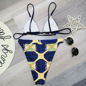 Service OEM Nouveau style de mode africaine Maillots de bain imprimés à lacets fendus pour femmes - Product Image 5