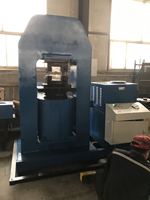 600T 650Ton CE élingue de câble métallique en acier hydraulique pressant l'oeil flamand de sertissage faisant la Machine