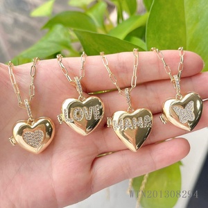 Collar Chapado en Oro de 18k con Corazón de Durazno para Mujer, Mamá - Product Image 1