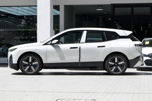 2025 BMWS <span class=keywords><strong>IX</strong></span> <span class=keywords><strong>XDrive40</strong></span> Grande voiture SUV électrique de luxe à cinq places haute endurance Véhicule à énergie nouvelle Caractéristiques de sécurité avancées - Product Image 3