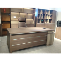 Escritorios Ejecutivos de Oficina en Forma de L, Muebles de Lujo Modernos para Directores y Gerentes, Mesa de Trabajo de Madera para Oficina, Personalizable de Fábrica