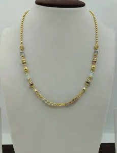 Collar de Oro Hecho a Mano con Cuentas Artísticas y Detalles de Piedras Sutiles, Cadena Larga Moderna para Mujer - Product Image 2