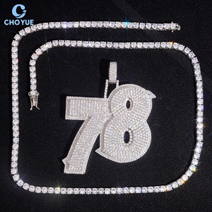 Pendentif personnalisé avec n'importe quel numéro, entièrement serti de moissanite, en argent sterling 925 massif plaqué or, moissanite VVS, bijoux hip-hop - Product Image 3