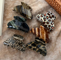 Modische Leoparden-Haarspange aus Kunststoff mit Exquisiter Textur für den Hinterkopf, Joker-Design für das Chinesische Neujahr, Damen-Haarschmuck