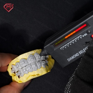 Grillz personnalisés pour dents, en argent S925, avec moissanite VVS géante et diamant de laboratoire blanc, style Iced Out, pour 6, 8 ou 10 dents - Product Image 3