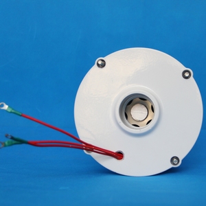 Alternadores de CA de imán permanente trifásicos sin engranajes Smaraad 200W 12/24V con eje de acero inoxidable y carcasa de aleación de aluminio 75Hz para energía eólica - Product Image 6