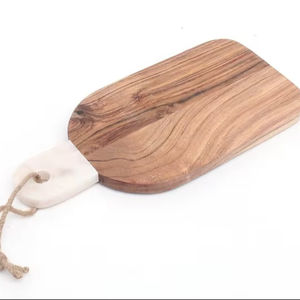 Tabla de Cortar de Madera Gruesa de Alta Calidad que Ofrece Durabilidad Duradera para Chefs y Cocineros Caseros con Requisitos de Trabajo Pesado - Product Image 1