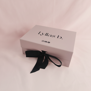 Caja de Regalo Rosa para Productos de Cuidado de la Piel con Cierre Magnético y Cinta para Marca de Belleza por AOPA - Product Image 1