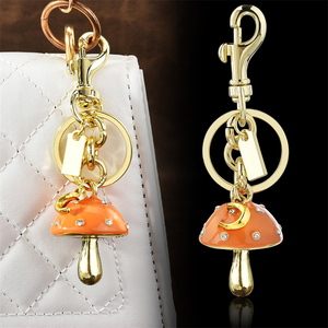 Portachiavi a Forma di Fungo, Charm Dorato per Borse, Accessori Estetici per Borse a Mano, Zaini, Regali per Donne - Product Image 1