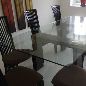 طاولة قهوة زجاجية منحنية بتصميم دائري للغرفة المعيشة وجانب السرير - Product Image 3