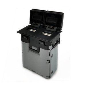 Interruptor USB para coche, 2 puertos, 12V, para Toyota Highlander Levin Corolla Camry Avalon - Product Image 1