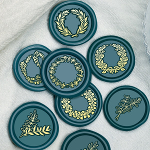 หัวตราประทับขี้ผึ้งลายดอกไม้คลาสสิก ขนาด 2.5 ซม. ลายกุหลาบและโรสแมรี่ ทำจากทองเหลือง สำหรับตกแต่งสมุดบันทึก - Product Image 1