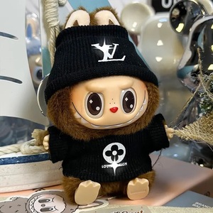 ชุดเสื้อผ้า2ชิ้นของ Labubu ดีไซน์หรูหราพร้อมหมวกทรงถัง - Product Image 4