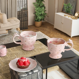 Tasse à café en céramique créative mignonne de fleur rose d'Ins avec le papillon 3D et la grande tasse d'eau de coeur pour des cadeaux d'affaires ou des tasses de lait - Product Image 2