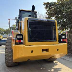 Caterpillar 966H réduit la fatigue du conducteur grâce à une cabine confortable, de haute qualité, bonne visibilité, fonctionnement pratique et efficace. - Product Image 6