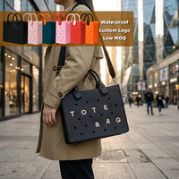 Sac fourre-tout imperméable en EVA avec breloques personnalisées, sac à bandoulière de voyage quotidien pour femme, sac de shopping multicolore