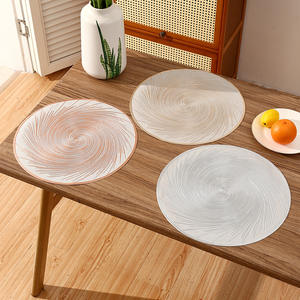 Sets de table ronds en <span class=keywords><strong>vinyle</strong></span> antidérapant Sets de table lavables en <span class=keywords><strong>vinyle</strong></span> pour table à manger <span class=keywords><strong>Tapis</strong></span> de table durables en PVC - Product Image 1