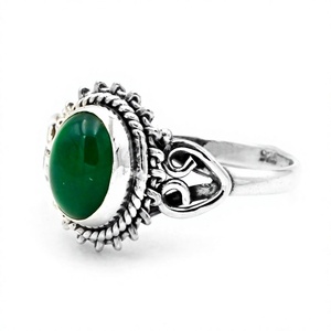 Bagues pour femmes en argent 925 garanti Bague au design simple pour femmes avec pierre d'onyx vert de forme ovale Onyx IndianJewelry - Product Image 2
