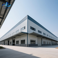 Entrepôt préfabriqué en structure métallique pour stockage et production, fournisseur OEM personnalisé