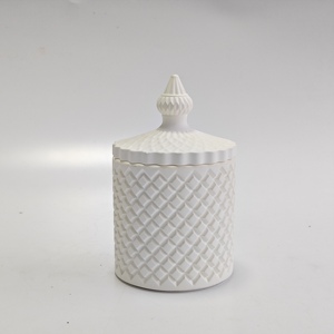 Juego de Regalo de Lujo de Fábrica OEM, Frascos de Yeso Hechos a Mano con Tapas, Velas Aromáticas de Cera de Soja y Parafina para Decoración del Hogar en Pascua y Ramadán - Product Image 4