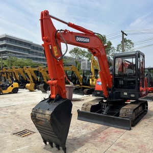 Mini-excavatrice Doosan DH55 d'origine fabriquée en Corée, 5,5 tonnes, pompe hydraulique, moteur, engrenage, roulement, châssis robuste, 3890 mm - Product Image 2