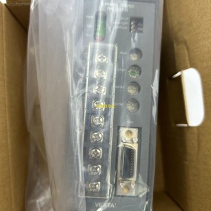 Controlador de motor trifásico VEXTA RKD507M A para motores paso a paso AC 220V fabricado en Japón - Product Image 4