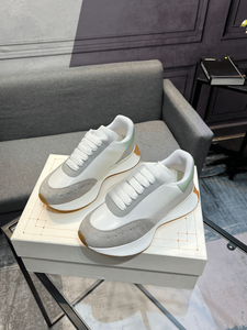 Alexander Fashionable and trendy lightweight thick sole protective toe, gray white mesh MC gray scorpion tail sports shoes Queen - Product Image 1