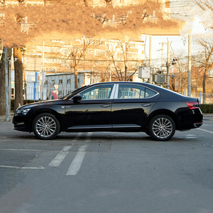 Auto Usata <span class=keywords><strong>Skoda</strong></span> Superb Volkswagen <span class=keywords><strong>2021</strong></span> 2022 2023, Sedan a Benzina con Cambio DSG TSI280, Guida a Sinistra, Disponibile in Stock in Cina - Product Image 3