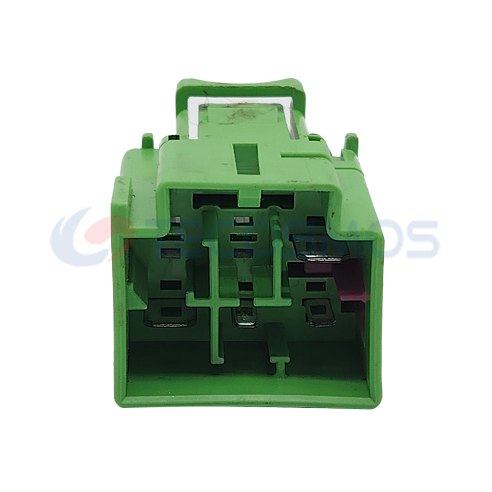 Automotive Instrument Circuit Control Plug Harness Connector Waterproof Shell for VW 6-pin Male CT6-0046G