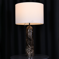 Lampe de table RHOEM Sarezzo en marbre naturel de luxe moderne, lampe de chevet conique en pierre pour projet hôtelier, chambre à coucher, décoration intérieure