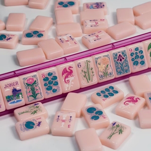 TOGYE American Mahjong Tiles Game Set Factory Wholesale Crystal & Microfiber for <b>Entertainment</b> and Gambling Use - Product Image 1