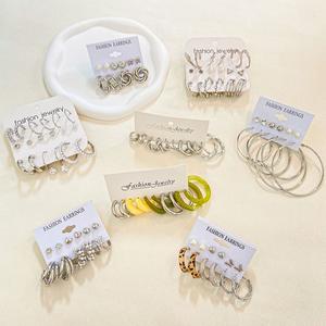 Joyería de moda <span class=keywords><strong>MIO</strong></span> para damas jóvenes, conjuntos de pendientes de aleación geométrica con incrustaciones de <span class=keywords><strong>diamantes</strong></span>, perlas, <span class=keywords><strong>diamantes</strong></span> de imitación, Círculo de moda, mariposa - Product Image 3