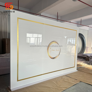 Panneau de toile de fond carré de support de fond en acrylique de jante d'or blanc moderne lisse avec la conception luxueuse pour la décoration de mariage - Product Image 5