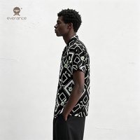 Chemise à motifs pour homme Midnight Vine, 70% polyester, noir et blanc, style cubain, chemise de plage estivale