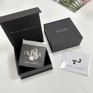 Caja de Joyería de Alta Calidad con Logotipo Personalizado y Bolsa <span class=keywords><strong>para</strong></span> Collar, <span class=keywords><strong>Cajas</strong></span> de Lujo <span class=keywords><strong>para</strong></span> Juegos de Joyas <span class=keywords><strong>al</strong></span> <span class=keywords><strong>por</strong></span> <span class=keywords><strong>Mayor</strong></span>, Empaque de Cartón <span class=keywords><strong>para</strong></span> Joyería - Product Image 1