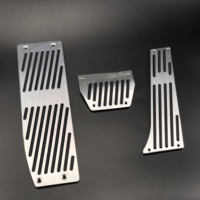 Accessoires Auto pour BMW Séries 3 et 5 E30 E32 E34 E36 E38 E39 E46 E87 E90 E91 X5 X3 Z3 MT/AT, Housse de Pédales et Autocollants, Style Voiture