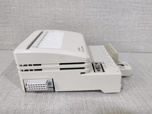 AO801 3BSE020514R1 โมดูลเอาต์พุตแบบอะนาล็อก กล่อง PLC ชำรุด - Product Image 3