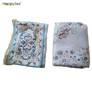 Mini tapis <span class=keywords><strong>de</strong></span> prière <span class=keywords><strong>de</strong></span> haute qualité, tapis islamique, couverture musulmane 100% Polyester avec sac, Design personnalisé - Product Image 5