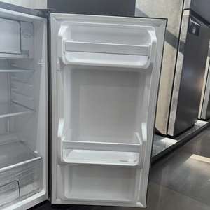 Refrigerador de una Puerta de 82L OEM ODM, Conservación de Frescura y Almacenamiento en Frío con Refrigerante, Refrigerador Doméstico para Dormitorio - Product Image 4