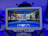 Machine de jeu virtuel multijoueur avec simulateur de mouvement et grand écran, équipement d'arcade interactif pour parc d'attractions