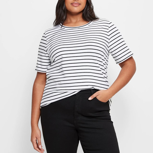 T-shirt rayé décontracté en coton oversize à manches courtes pour femme, grande taille, inspiré du streetwear, essentiel pour un look décontracté et facile à superposer - Product Image 2