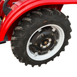 Tracteur agricole diesel 4x4 de qualité supérieure, 25 CV, avec attelage trois points et charrue pour l'agriculture - Product Image 4