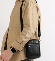 Nouveauté 2026 : Mini sac bandoulière pour homme, sac à bandoulière léger et décontracté, petit sac à dos avec sangle réglable pour un usage quotidien